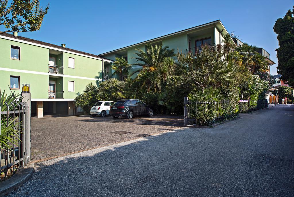 Spiaggia Residenceリーヴァ・デル・ガルダ エクステリア 写真